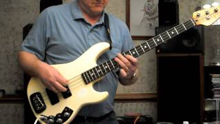 Video thumbnail of "The Ventures Diamond Head Bass Cover"