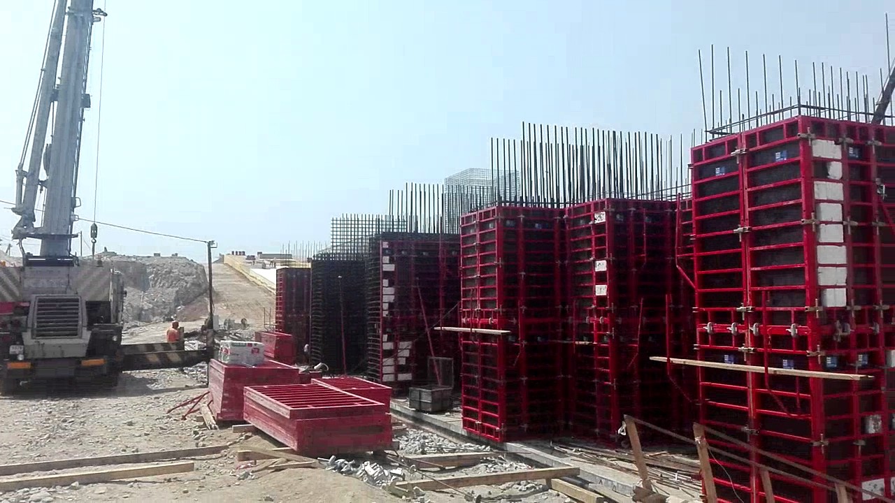 Монтаж крупнощитовой опалубки - YouTube