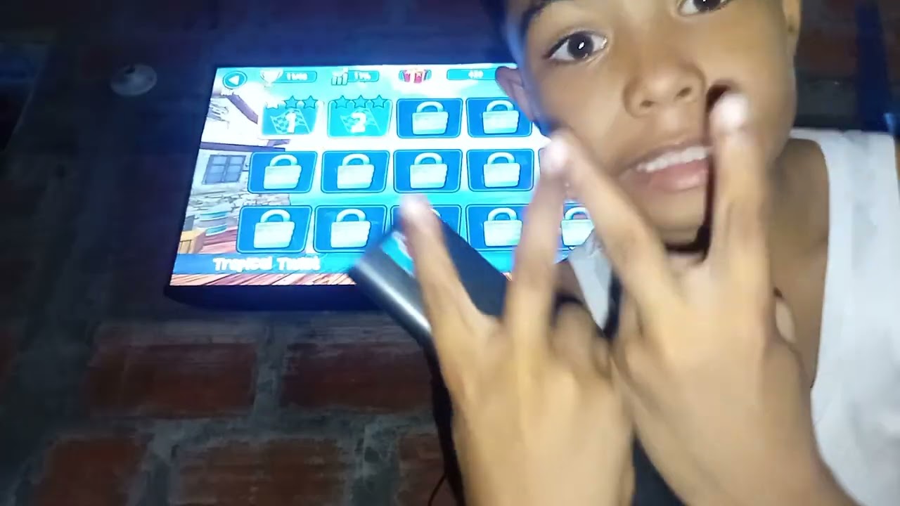 Jugando Red Ball 4 y BB Racing parte 1