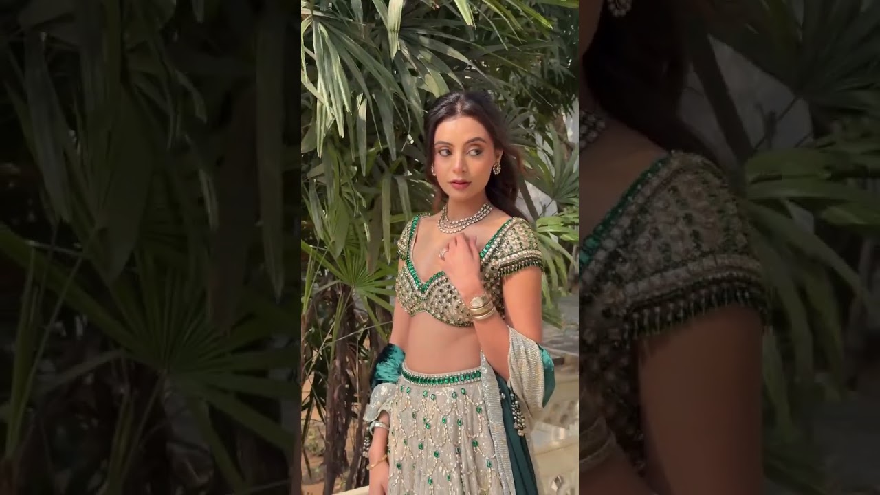 My love language is finding & wearing beautiful lehenga 💕