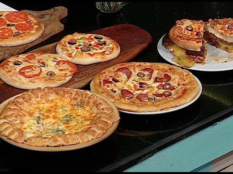 صورة  طريقة عمل البيتزا طريقه عمل البيتزا من الشيف محمد حامد بالجبنه وسلامي ومشكل جبن وبيتزا برجر فى المطعم طريقة عمل البيتزا من يوتيوب