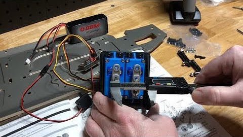 Losi (TLR) 5ive B 1/5 4WD Buggy Build Part 3: Dual servo steering setup & tuning