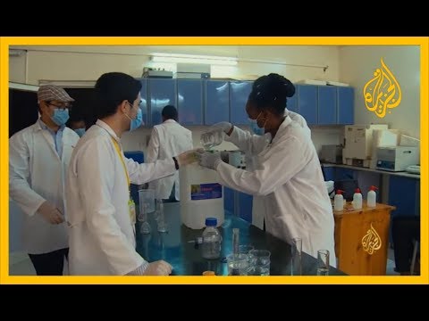 🇸🇩 مبادرة "دحر الكورونا".. سودانيون يتطوعون لصناعة مئات الآلاف من معقمات الأيدي