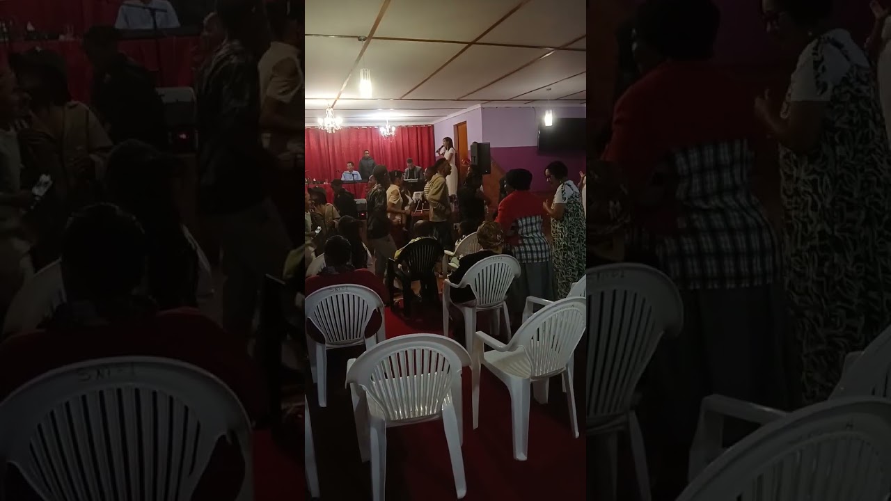 Met my eie hand Red ek jou. Pinkster