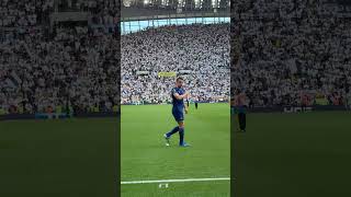 Seamus Coleman sako savo paskutinį atsisveikinimą su "Everton" keliaujančiais gerbėjais.💙
