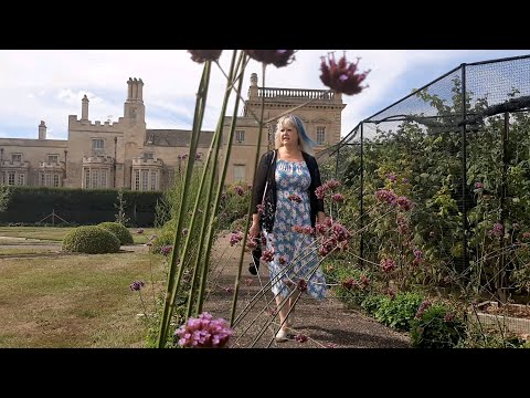 Grimsthorpe Castle Park & Gardens in September ( RHS Partner Garden / Lincolnshire)