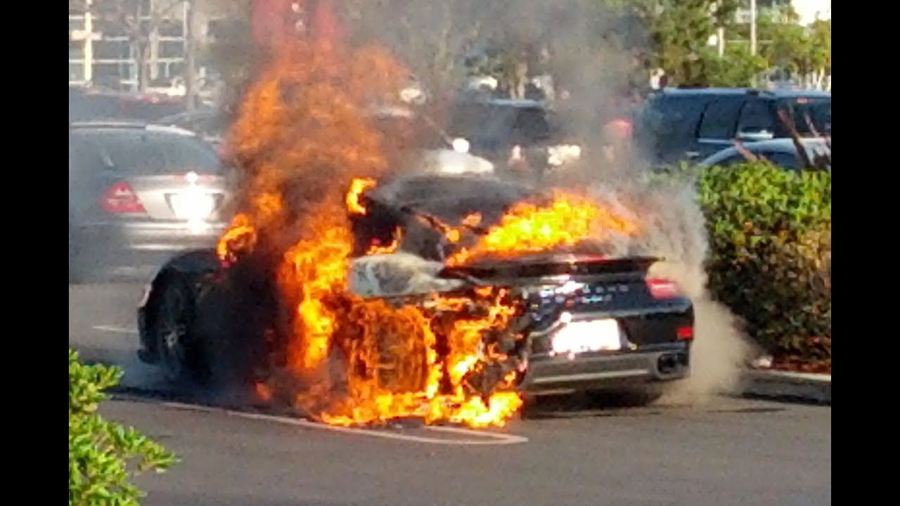 NEW Car Crash Compilation 2018 HD - Germany/Russia/USA