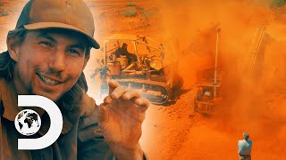 Parker Learns New Gold Mining Methods in Australia | Gold Rush: Parkers Trail