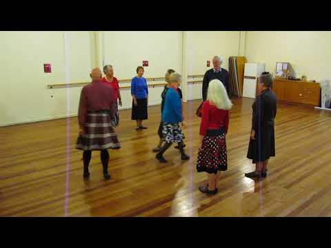 Diamond Jig, 80-bar jig in a 4 couple square set, devised by Maureen Robson