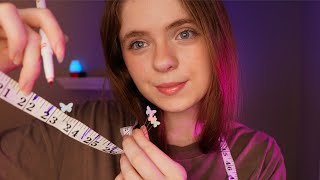 АСМР измеряет тебя. 📏 ASMR Drawing on you