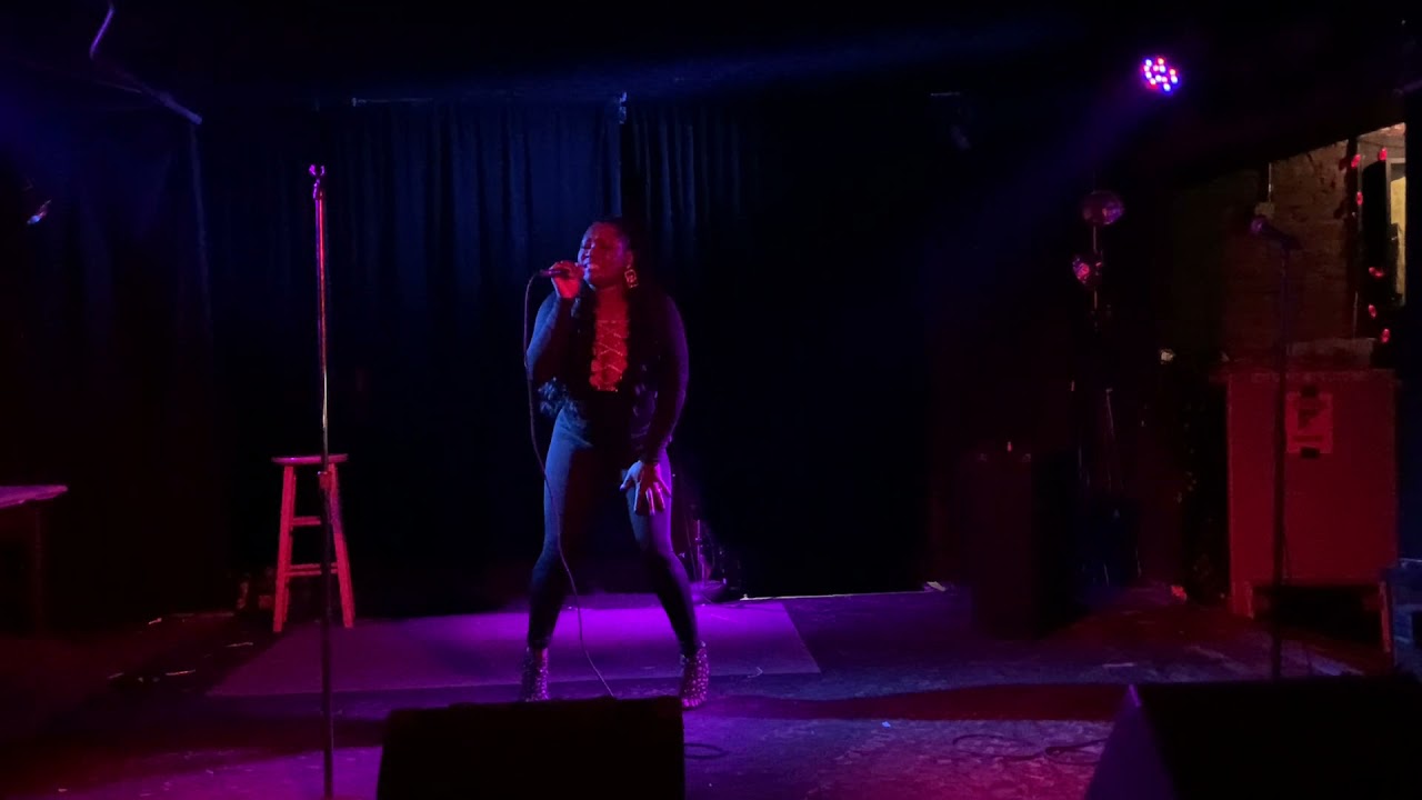 Panessia Young-Vibes, On My Grind, Know About Me ft. Teedo Gonzalez (Performance) adlı videoyu YouTube'da izle Panessia Young-Vibes, On My Grind, Know About Me ft. Teedo Gonzalez (Performance) adlı videoyu YouTube'da izle