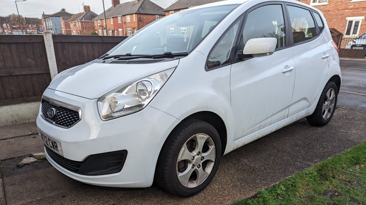 kia venga Oil Fuel Air Filters Service YouTube