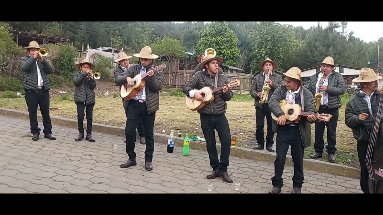AGRADECIMIENTOS A LOS NUEVOS PADRINOS DE VELACION FLORENCIO CANO Y GUADALUPE HERNANDEZ Y FAMILIA.