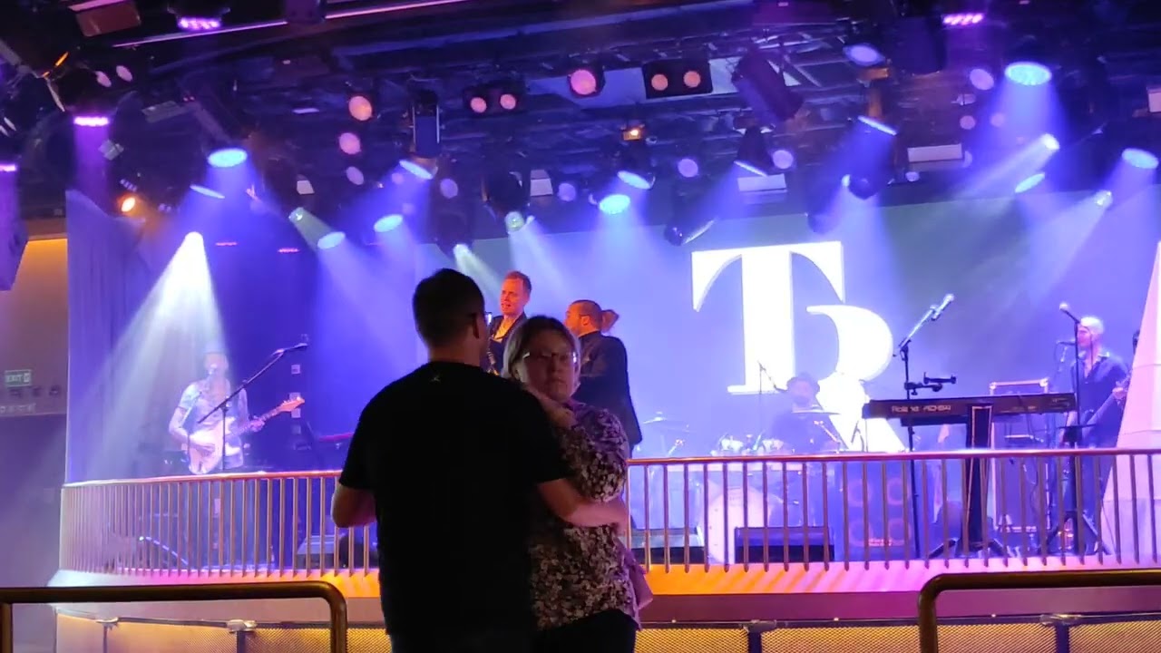 Teemu Roivainen & Energia - Paha vaanii