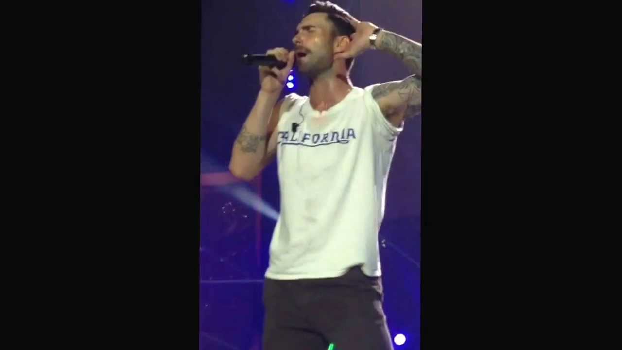 Maroon 5 James Valentine guitar solo in 'Wake Up Call' (live at the 02