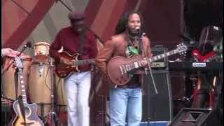 Ziggy Marley Opening the show - Them Belly Full - live in Soweto