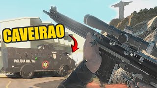 Invadimos A Favela Com o CAVEIRÃO - Squad PT - BR