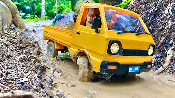 RC CAR / RC TOYS / MOBIL TRUK AWESOME WPL D12 first run (cow delivery) at off road and mud highway