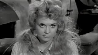 You're a young lady now Elly May Clampett | The Beverly Hillbillies (1962) You're a young lady now Elly May Clampett | The Beverly Hillbillies (1962)