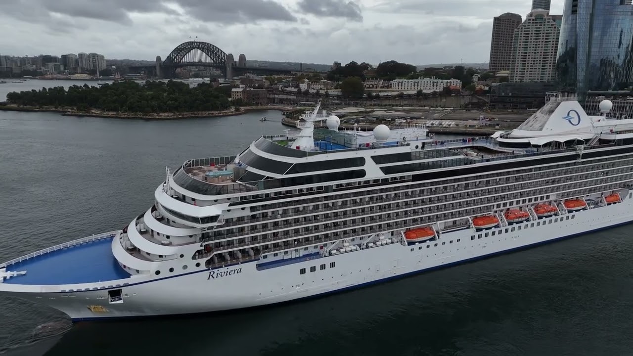 Oceania Riviera leaving Sydney Australia 🇦🇺  4/4/26