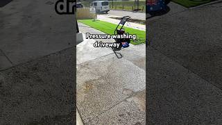 Presure washing driveway 🇦🇺 #cleaning #home #builders #melbourne #australia #workout #construction