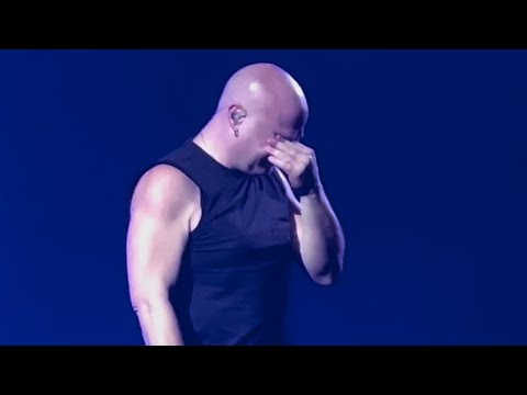 A Tearful David Draiman Shares A Powerful, Very Personal Story During Disturbed Concert