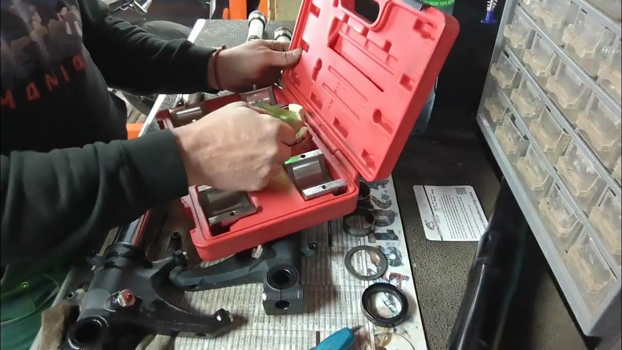 2007-honda-cbr600rr-fork-seal-replacement-with-metric-maniacs-youtube