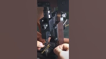 Joint wire terminal crimping applicator for crimping machine