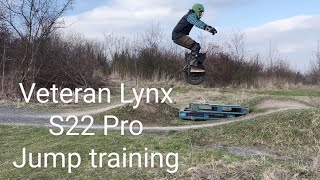 Trénink skoku na Veteran Lynx a S22 Pro.