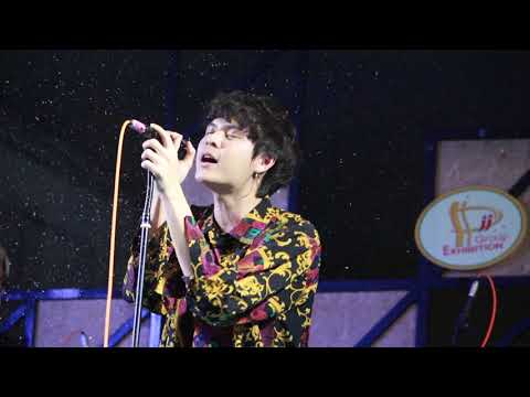 The TOYS - เล่นของสูง (LIVE) @ Belle Grand RAMA 9 | Cr.TATAEW (ฉลองปีใหม่กัน)