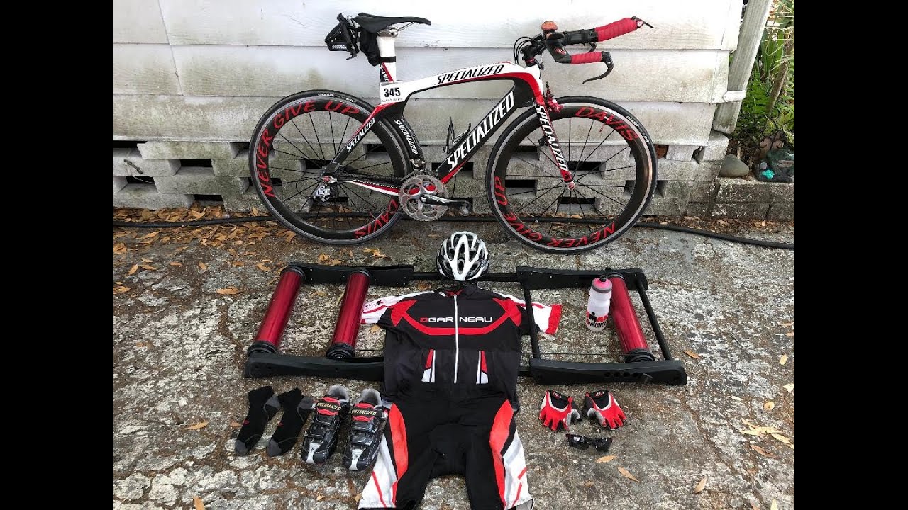 RIDING A TRIATHLON BIKE ON ROLLERS... HOW HARD CAN IT BE??? YouTube