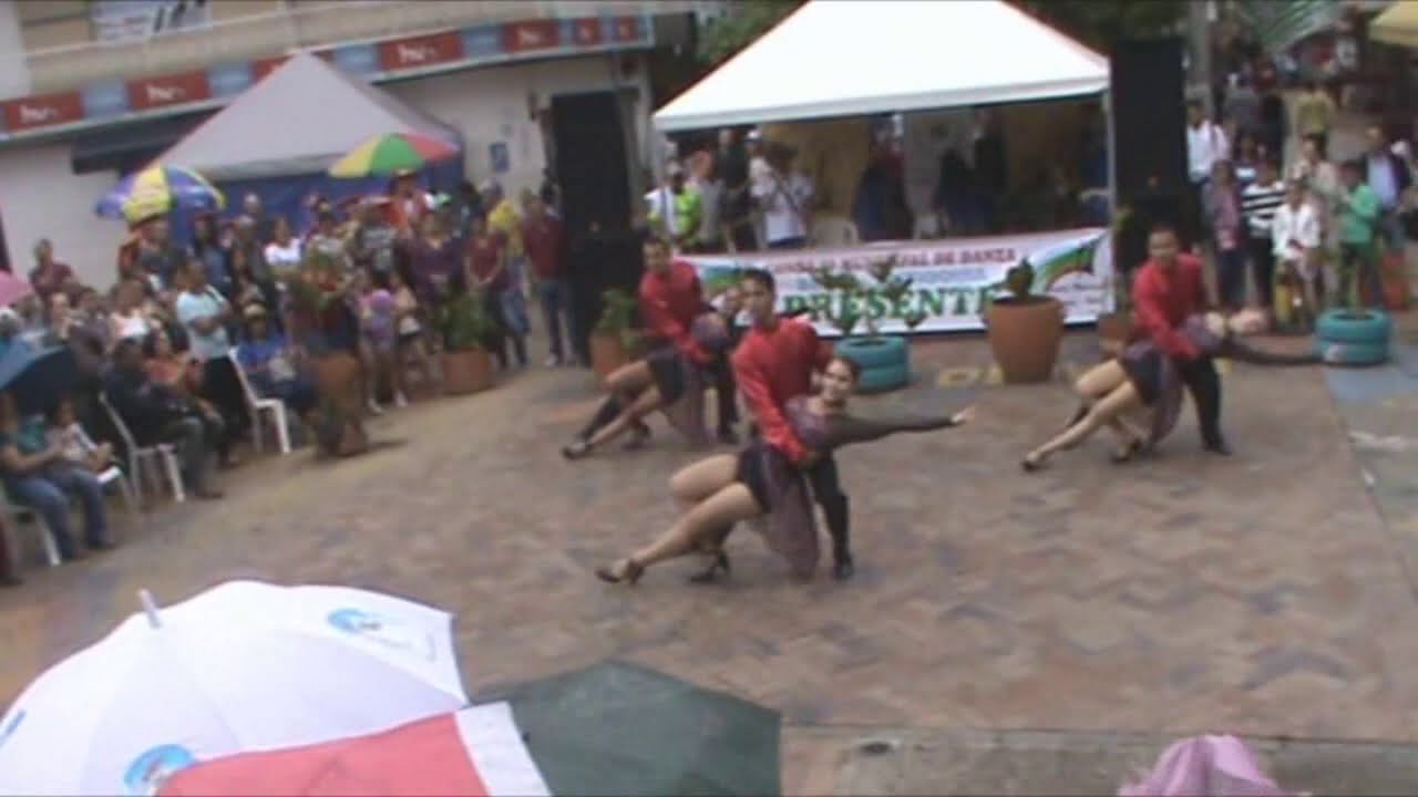 RITMO Y FANTASÍA - RITMO FUSIÓN - FESTIVAL DE DANZAS ARGIRO DE JESUS OCHOA - BELLO