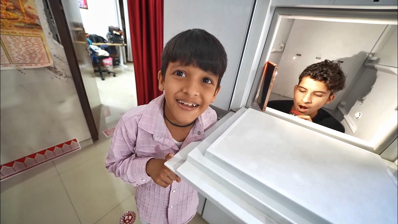 Living In Fridge Challenge 🥶😅