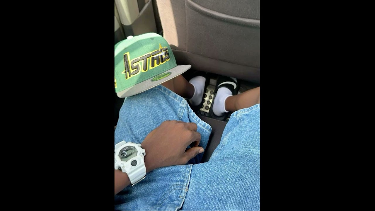 SURAKARN - บางครั้ง Feat. 