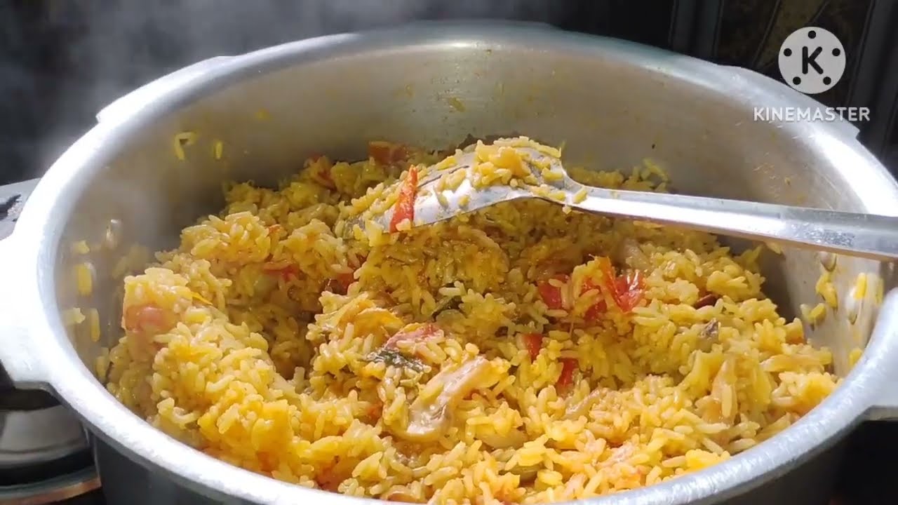 26 October 2025  காளான் பிரியாணி ஹோட்டல் ஸ்டைல்.....