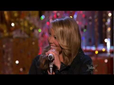 Видео: Марая Кери ще отпразнува Нова година на сцената