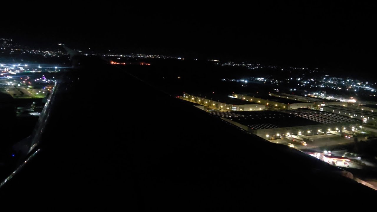 Viva Aerobus(Avion Express) Airbus A320 Night Landing in Guadalajara(GDL)