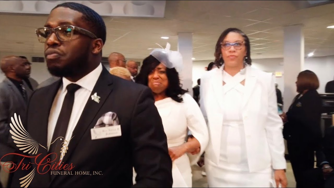Celebrating Ms Gloria Scales | Tri - Cities Funeral Home - YouTube