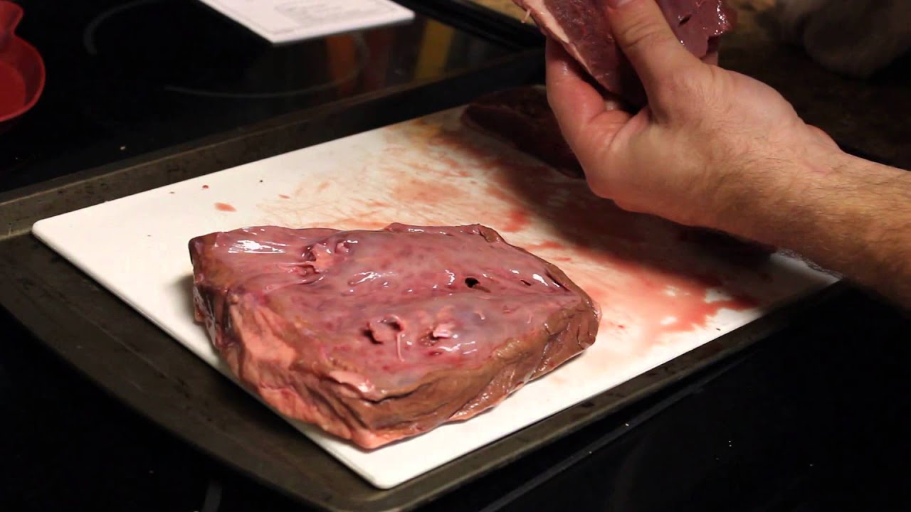 Cooking a Beef Heart - Steaks on the Grill - YouTube