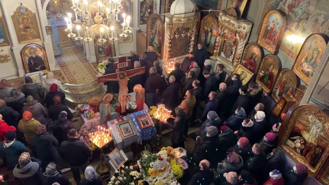 6 Decembrie 2020, PS Siluan a săvârșit Slujba Prohodului pentru Prot. Mitr. Gheorghe Cojocaru (1)