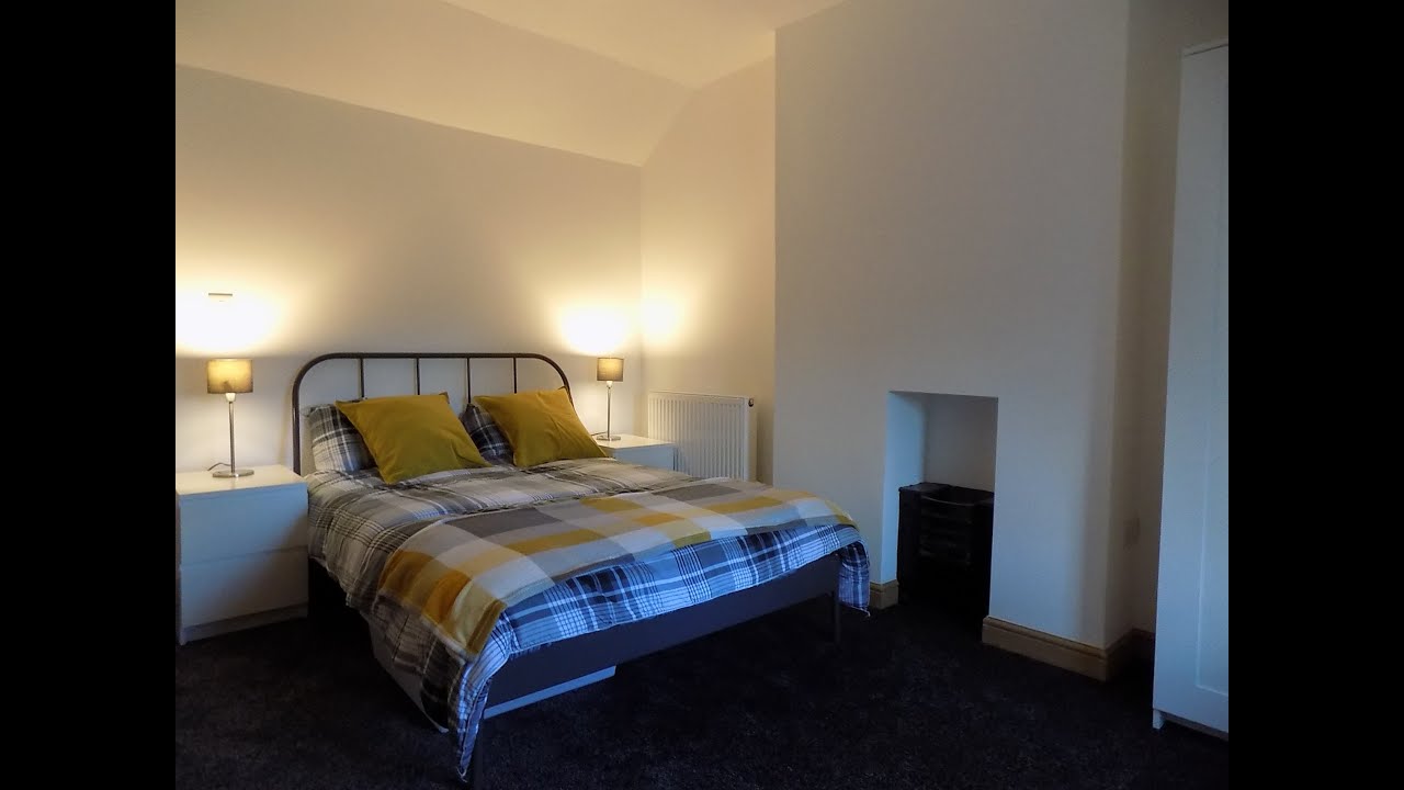 Lon Pobty, Bangor, LL57