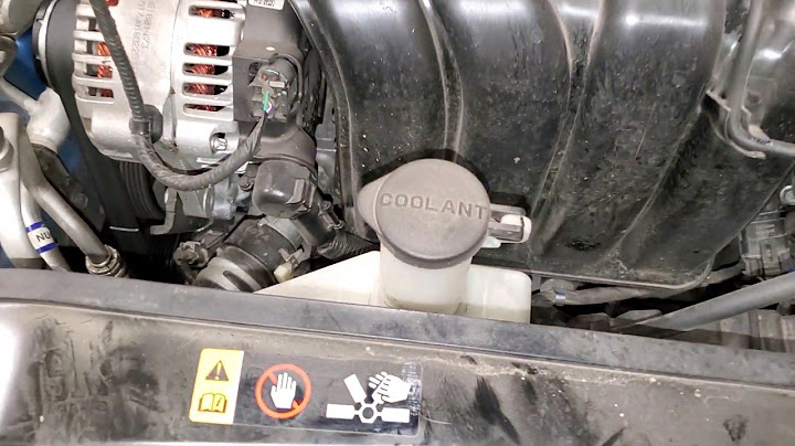 2017, 2018, 2019 & 2020 Hyundai Elantra - How To Check Coolant Overflow Reservoir Bottle Level