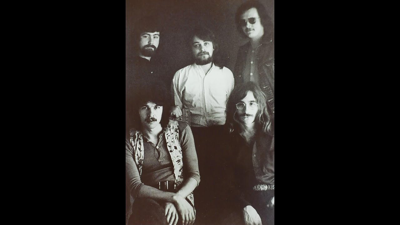 Gypsy / Underbeats: Cinnamon Girl (unreleased demo)