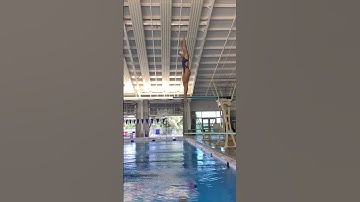 How to do a front two-and-a-half pike on 1 meter. 105b 1m