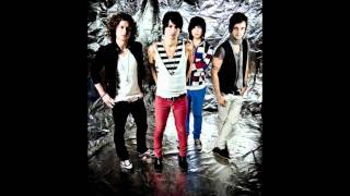 Hot Chelle Rae - Tonight Tonight - Chipmunk Version