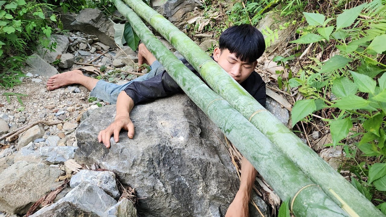 Top detailed video about homeless boy weaving baskets for catching fish ...