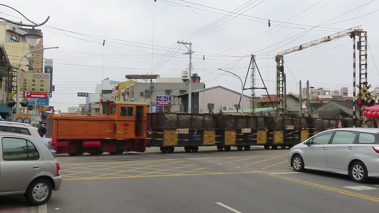 虎尾糖廠林森路平交道(縣道145)