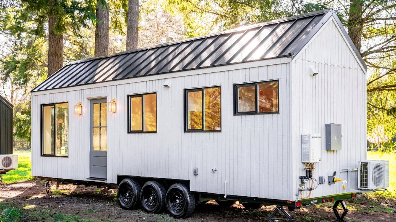 Absolutely Gorgeous New 2024 Jaw Dropping Tiny Home Free Delivery anywhere in the US