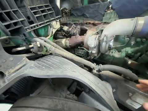 How To Jump Start A Volvo Semi Truck