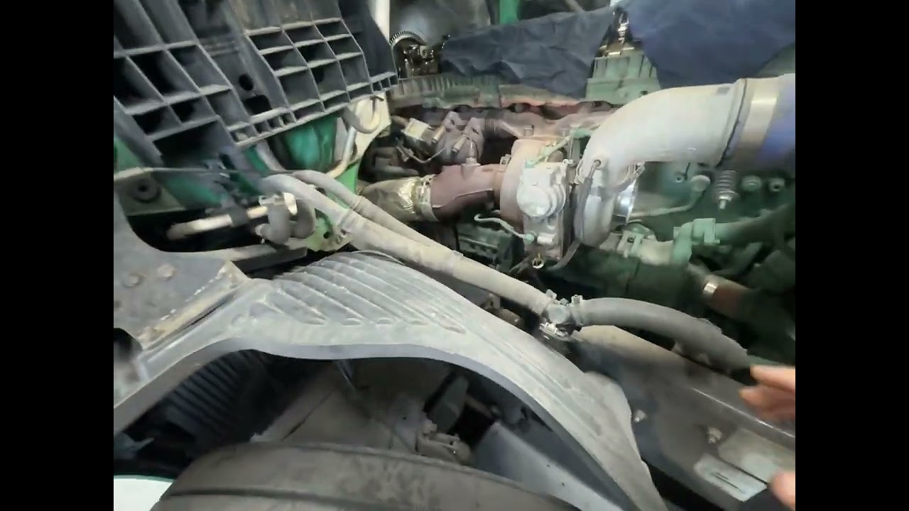 Как вручную запустить полуприцеп Volvo